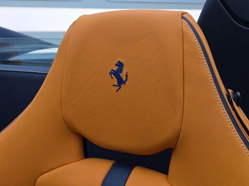 Used 2022 Ferrari F8 Tributo image 29