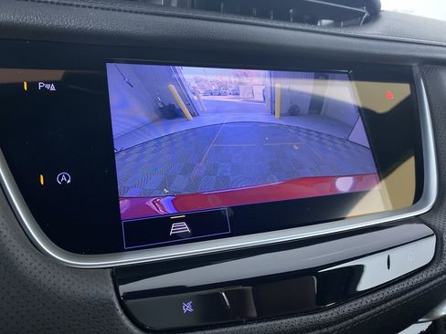 Certified 2022 Cadillac XT5 Premium Luxury image 6