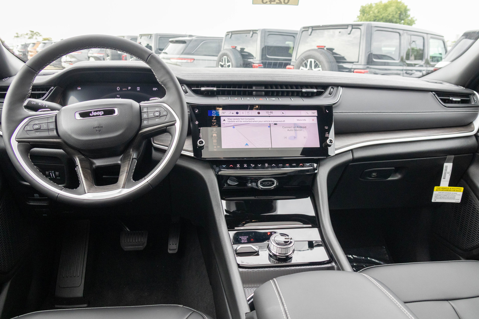 New 2027 Jeep Grand Cherokee L Limited AWD/4WD image 17