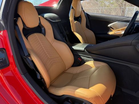 Used 2024 Chevrolet Corvette Stingray Preferred Conv w/ 2LT image 23