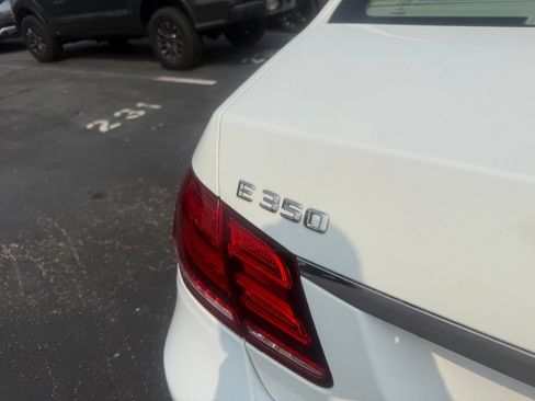 Used 2014 Mercedes-Benz E 350 4MATIC Sedan image 45