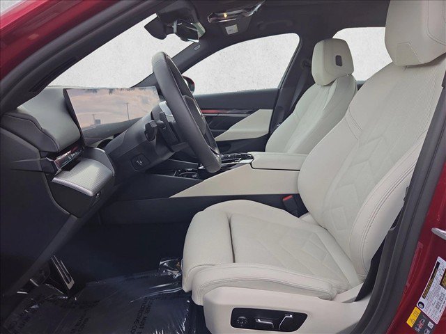 Certified 2026 BMW i5 eDrive40 w/ M Sport Package AWD/4WD image 24