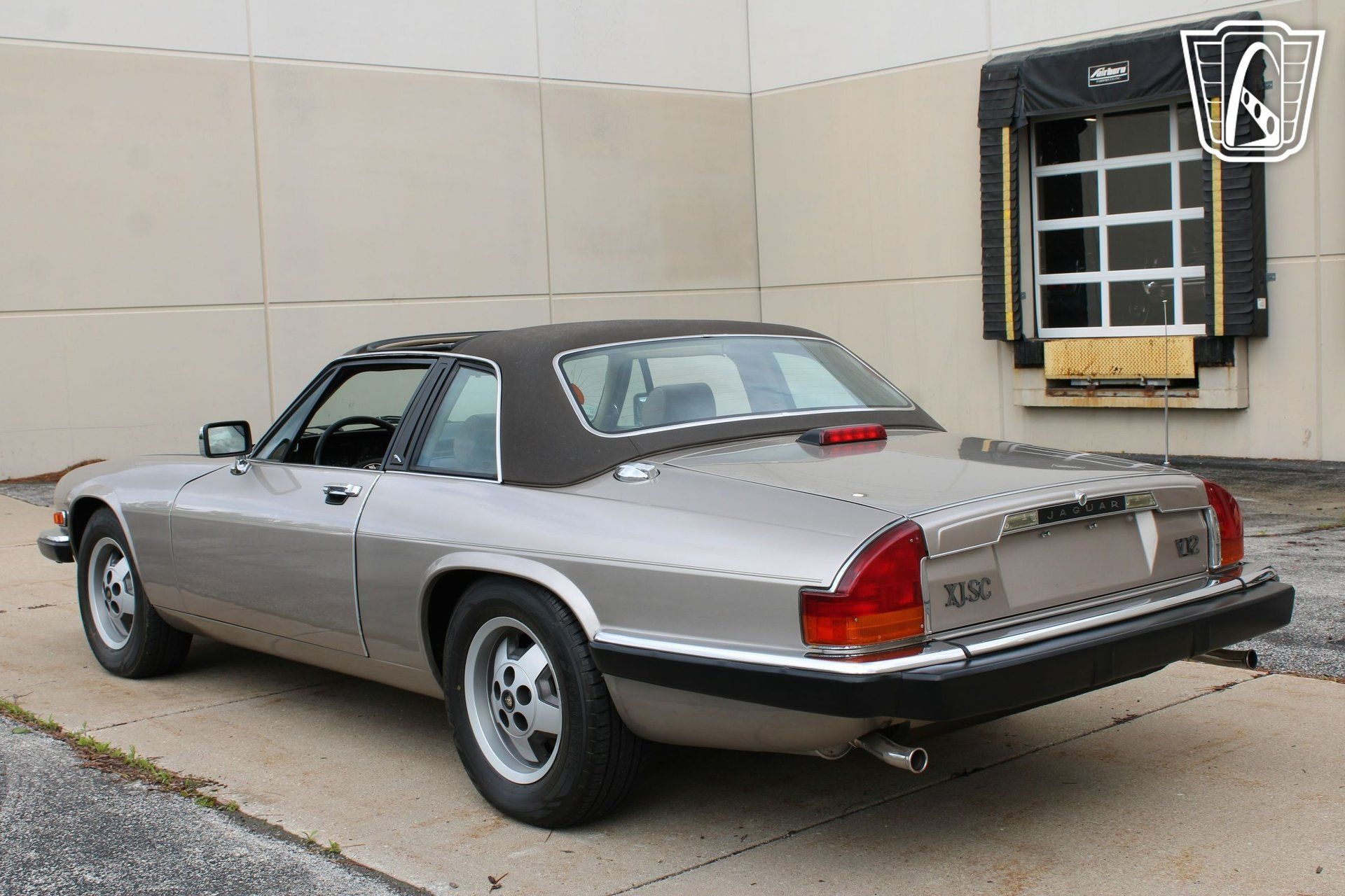 Used 1988 Jaguar XJS V12 Convertible RWD image 17