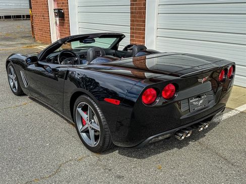 Used 2011 Chevrolet Corvette Convertible w/ Preferred Equipment Group image 24