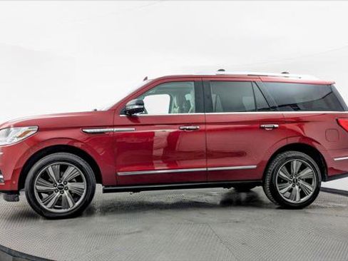 Used 2019 Lincoln Navigator Reserve AWD/4WD image 3