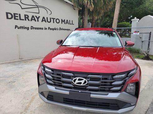 Used 2026 Hyundai Tucson SEL FWD image 2