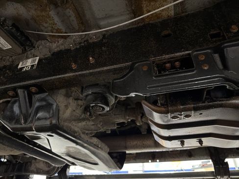 Used 2014 Ford F250 Lariat w/ Chrome Package image 30