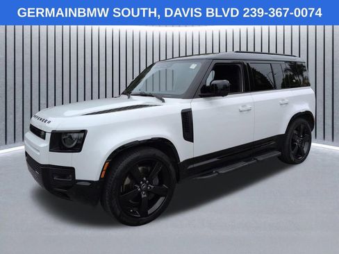 Used 2024 Land Rover Defender 110 X-Dynamic SE AWD/4WD image 9