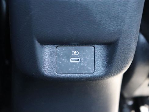 Used 2024 Nissan Versa SV FWD image 21