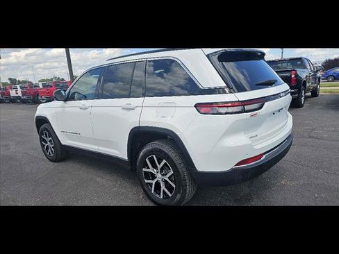 Used 2024 Jeep Grand Cherokee Limited image 5