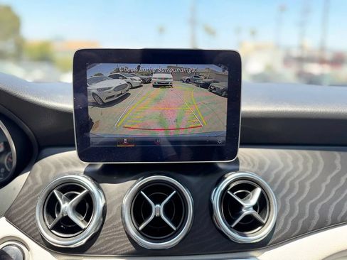 Used 2020 Mercedes-Benz GLA 250 image 48