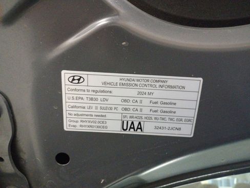 Certified 2024 Hyundai Elantra SEL image 26