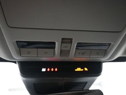 Used 2025 MAZDA CX-30 AWD 2.5 S w/ Preferred Package image 19