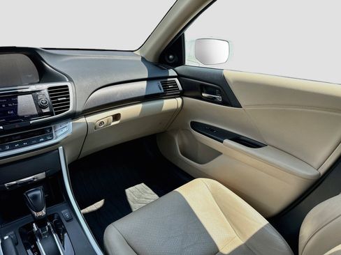 Used 2015 Honda Accord EX-L image 24