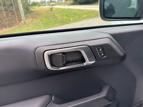 New 2025 Ford Bronco Outer Banks w/ Sasquatch Package image 31