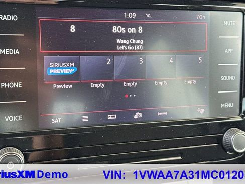 Used 2021 Volkswagen Passat 2.0T S FWD image 32