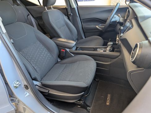 Used 2024 Nissan Kicks SV FWD image 21