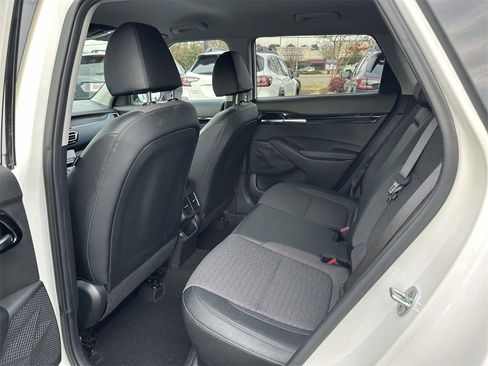 Used 2023 Kia Seltos S w/ Navigation Package image 15