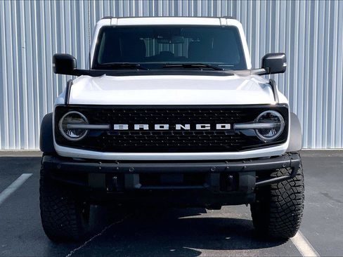 Used 2024 Ford Bronco Wildtrak AWD/4WD image 3
