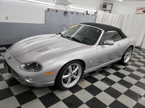 Used 2005 Jaguar XK8 Convertible RWD image 6