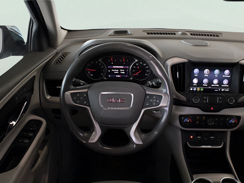 Used 2020 GMC Terrain Denali w/ Denali Premium Package FWD image 23