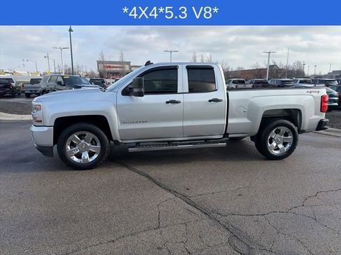 Used 2019 Chevrolet Silverado 1500 Custom w/ Custom Convenience Package image 7