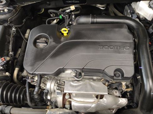 Used 2023 Chevrolet Malibu LS FWD image 30