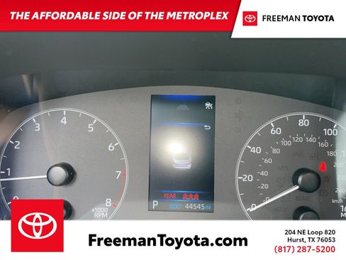 Used 2023 Toyota Corolla LE image 1