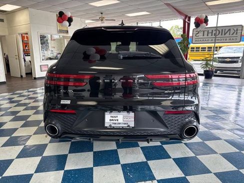 Used 2022 Genesis GV70 3.5T Sport w/ Sport Advanced Package image 6