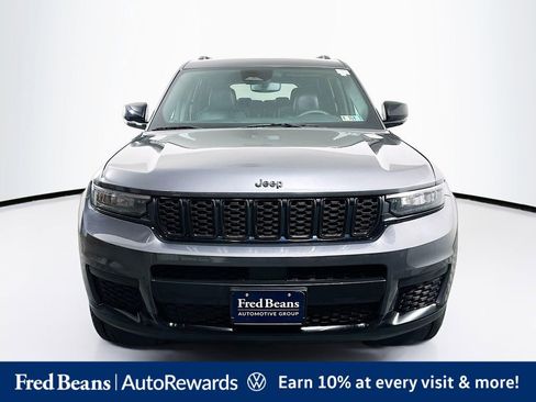 Used 2023 Jeep Grand Cherokee L Laredo AWD/4WD image 2