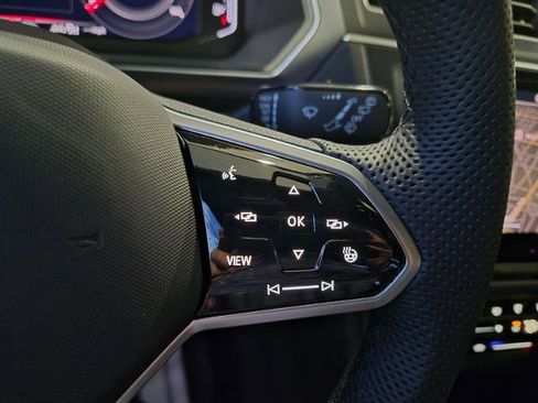 Used 2024 Volkswagen Tiguan SEL R-Line image 24