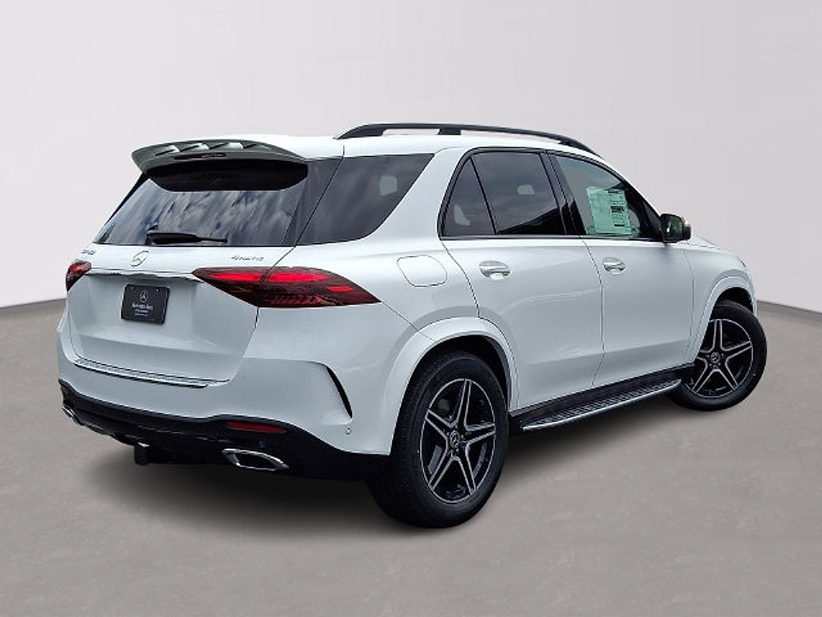 Used 2026 Mercedes-Benz GLE 450 4MATIC image 4