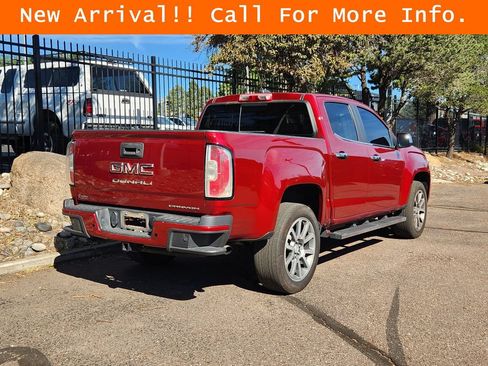 Used 2021 GMC Canyon Denali AWD/4WD image 9