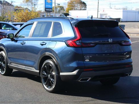Used 2024 Honda CR-V Sport Touring image 5