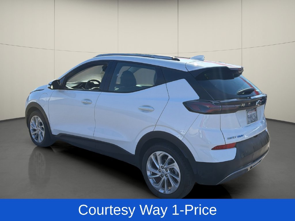 Used 2023 Chevrolet Bolt EUV LT w/ Driver Confidence Package FWD image 6