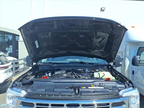 Used 2025 Ford F350 XLT w/ FX4 Off-Road Package image 8