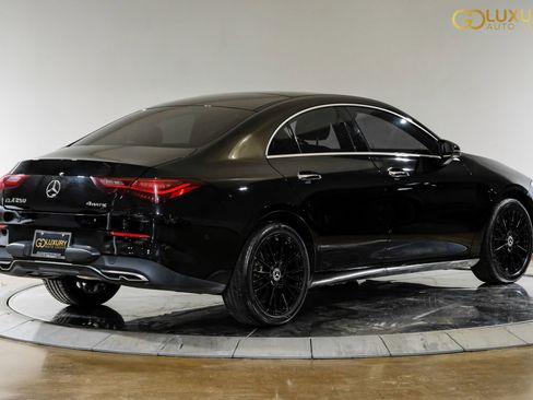 Used 2025 Mercedes-Benz CLA 250 4MATIC image 10