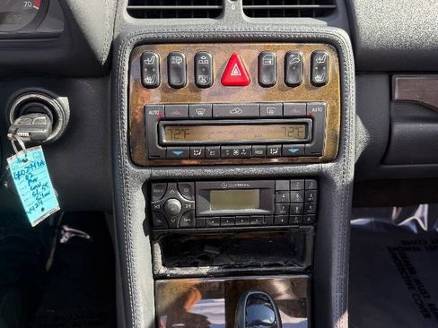 Used 2002 Mercedes-Benz CLK 55 AMG Cabriolet image 23