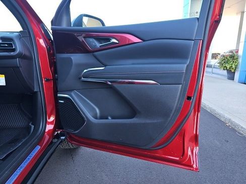 New 2026 Chevrolet Traverse RS w/ LPO, Floor Liner Package image 33