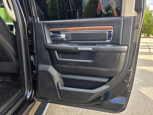 Used 2018 RAM 3500 Laramie image 34