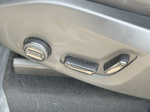 Used 2023 Volvo XC90 B6 Plus image 25