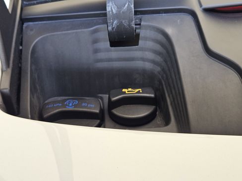 Certified 2022 Porsche 911 GT3 image 31