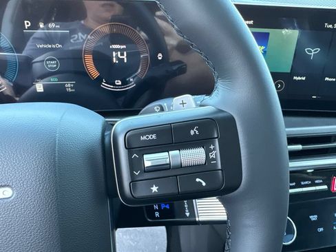 New 2026 Hyundai Santa Fe SE FWD image 17