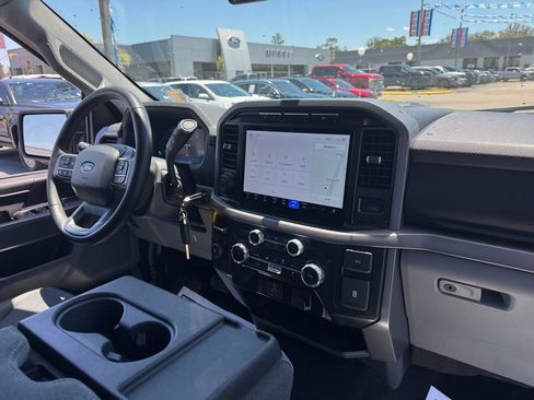 Used 2024 Ford F150 XLT AWD/4WD image 24