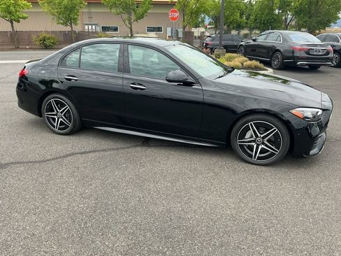 Used 2025 Mercedes-Benz C 300 4MATIC Sedan image 29
