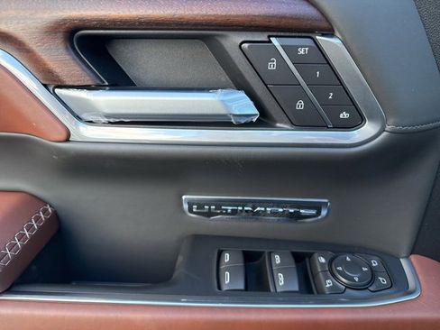 New 2026 GMC Sierra 1500 Denali Ultimate image 9