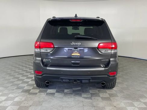 Used 2014 Jeep Grand Cherokee Limited w/ Luxury Group II AWD/4WD image 16