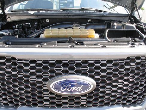 Used 2019 Ford F150 Lariat w/ Equipment Group 502A Luxury AWD/4WD image 74