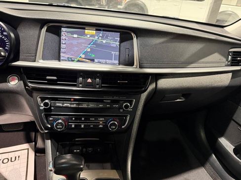 Used 2020 Kia Optima SX FWD image 19