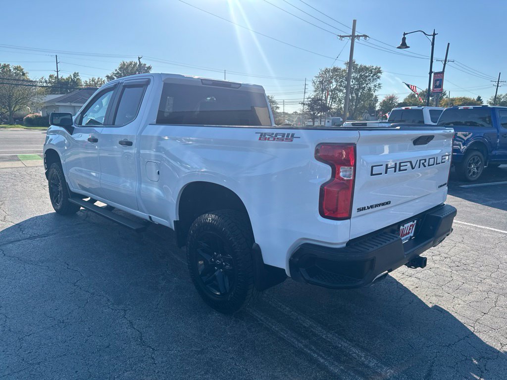 Used 2020 Chevrolet Silverado 1500 Custom Trail Boss w/ Custom Convenience Package AWD/4WD image 6